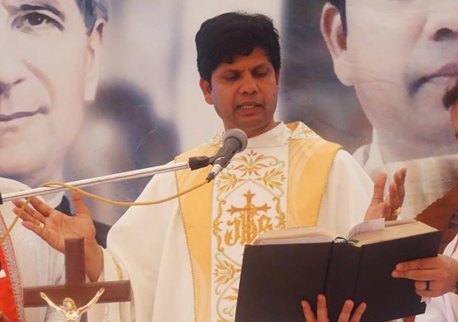 Pakistán - La historia Vocacional del primer Salesianos Sacerdote paquistaní