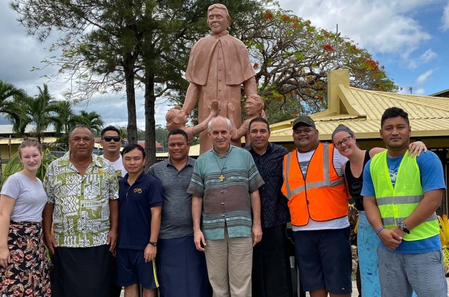 Samoa – Fr Guillermo Basañes visits Samoa during State of Emergency