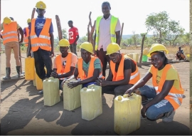 Repubblica Democratica del Congo - Blandine, l'unica muratrice della sua classe, la cui vita è stata cambiata dal centro Don Bosco di Bukavu