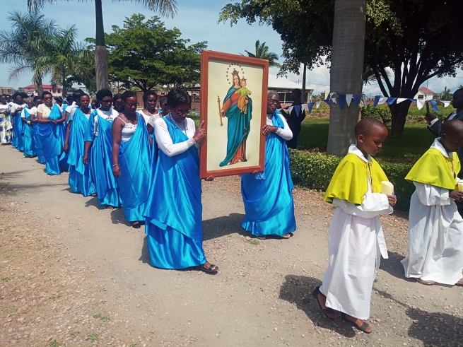 Burundi – Pellegrinaggio della Famiglia Salesiana della Visitatoria Africa Grandi Laghi al Santuario “Maria Ausiliatrice” di Buterere