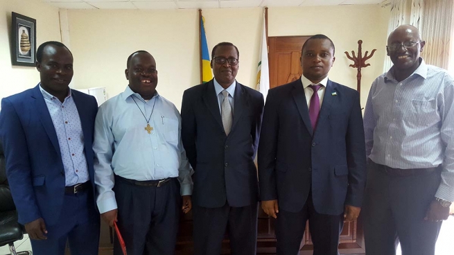 Rwanda – La visite au Ministere de l’Education Nationale