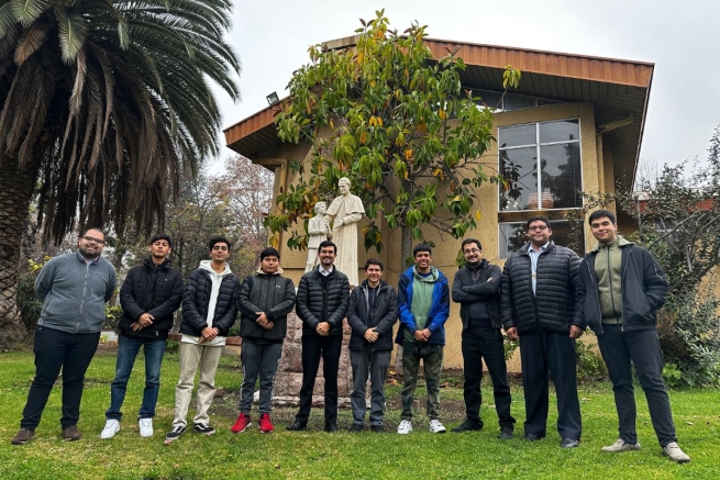 Chile – Second stage of the "Come and See" vocational journey , one of faith and service