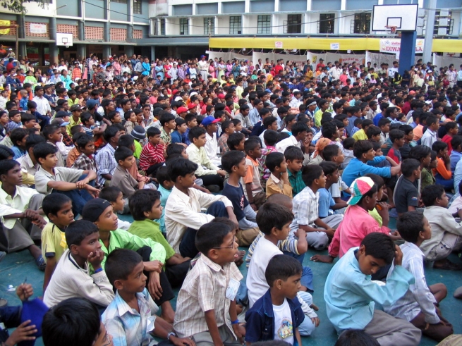 Inde – Les problèmes des enfants de la rue, vus avec leurs yeux