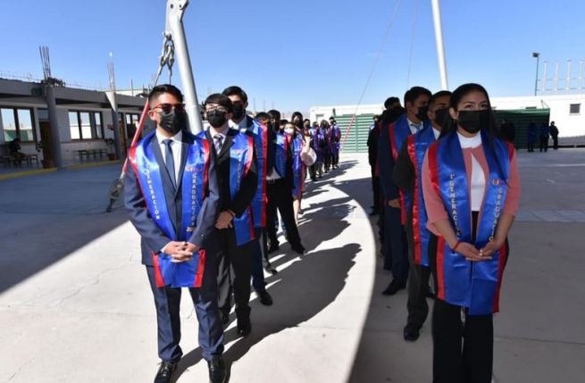 Chile – Diploma da primeira geração de alunos da Escola Dom Bosco Calama