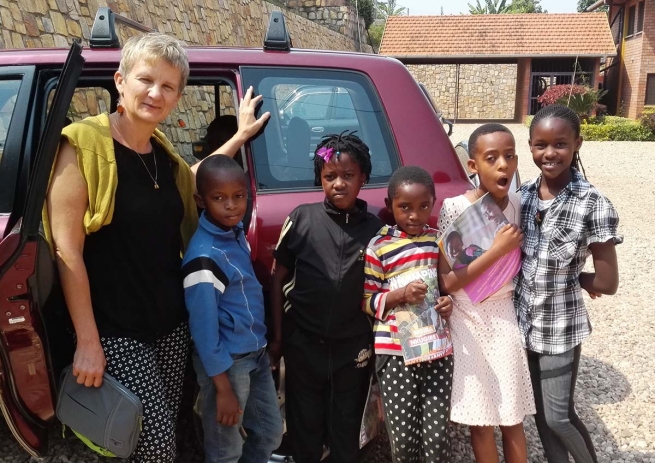 Bélgica - A serviço de Dom Bosco no mundo: a experiência de uma missionária leiga