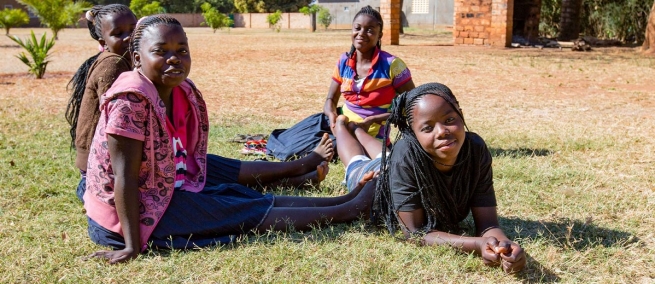 Republic of the Congo - A workshop for future dressmakers