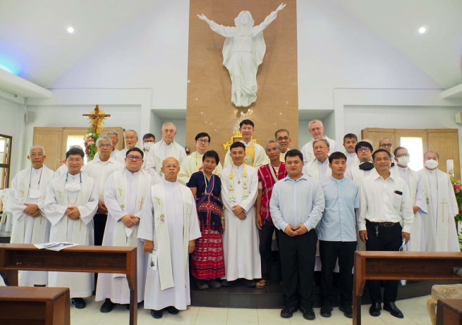 Thailandia – Andrew Surachai Rattanayomngamdee Salesiano di Don Bosco per sempre