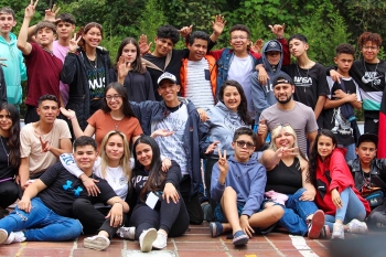 Colombie - Les jeunes du MSJ et les bénéficiaires des maisons salésiennes pour les vulnérables et les migrants vivent l'expérience « le Christ vit »