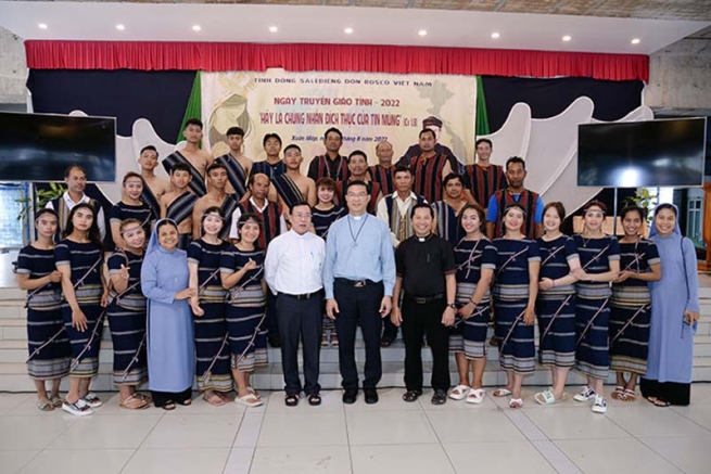 Vietnam - Provincial Mission Day: "Be a true witness of the Gospel"