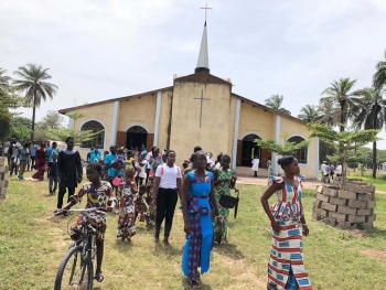 Gambie – Les sept premiers mois de la mission salésienne à Kunkujang