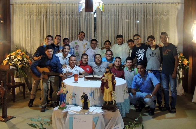 Venezuela - In the midst of violence and death, a light of hope and happiness for 14 Salesian Prenovices