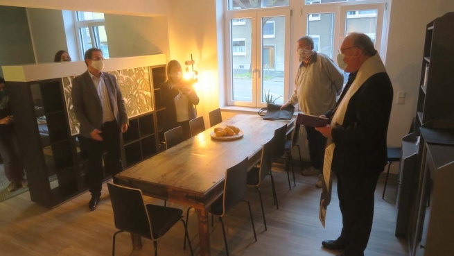 Germany – First Christmas in new home for disadvantaged young people