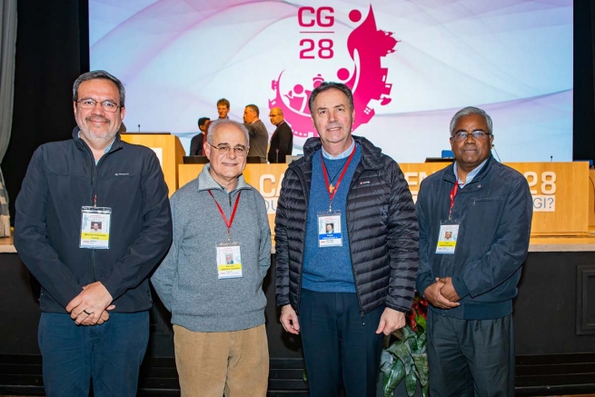 Italy – GC28, the Chapter "machine" begins to move: Secretaries and Moderators elected