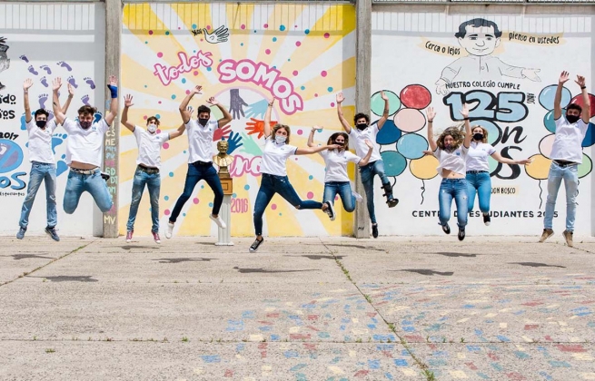 Argentina – Jovens voltam aos pátios do "Dom Bosco" de Bahía Blanca