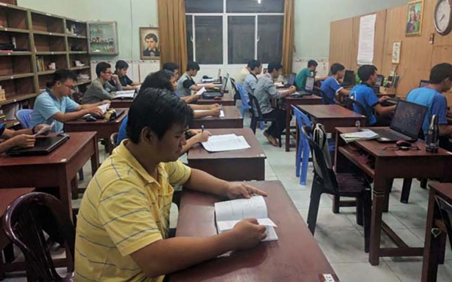 Vietnam – L’animation vocationnelle parmi les étudiants universitaires