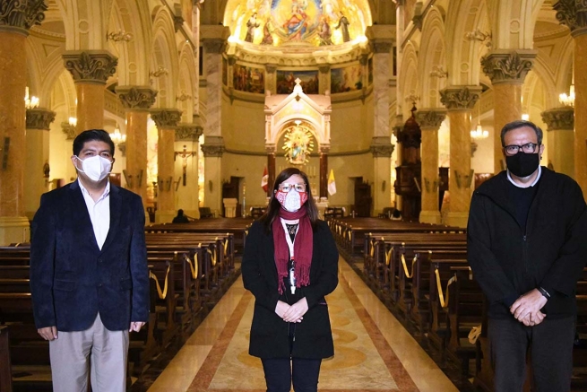 Perù – La Direttrice Esecutiva del Progetto Speciale “Bicentenario Perù” visita la Basilica di Maria Ausiliatrice