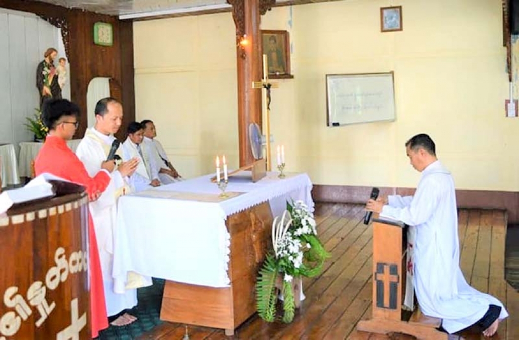 Myanmar - Installation du Directeur du pré-noviciat salésien de Thibaw