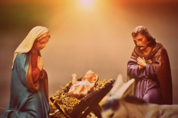 The origins of the Nativity Scene: historical notes