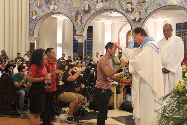 Panamá – “La santidad se contagia”: Rector Mayor en la fiesta de preparación en la Basílica de Don Bosco