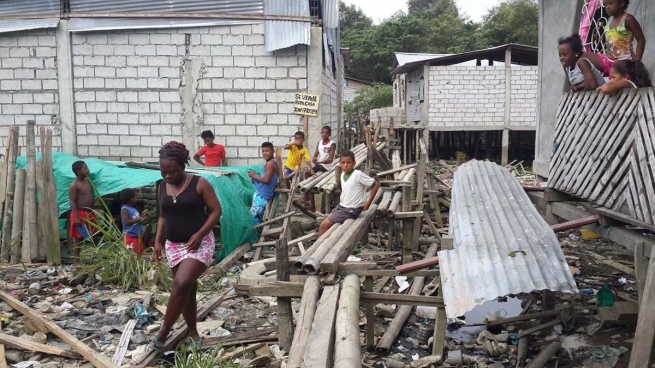 Equateur – La douleur met en évidence la solidarité