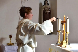 Vaticano – Un compito per i ministranti: “Camminare verso la santità”