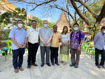 Thailand – Honest Citizens and Good Believers: Ordination of Buddhist Novices