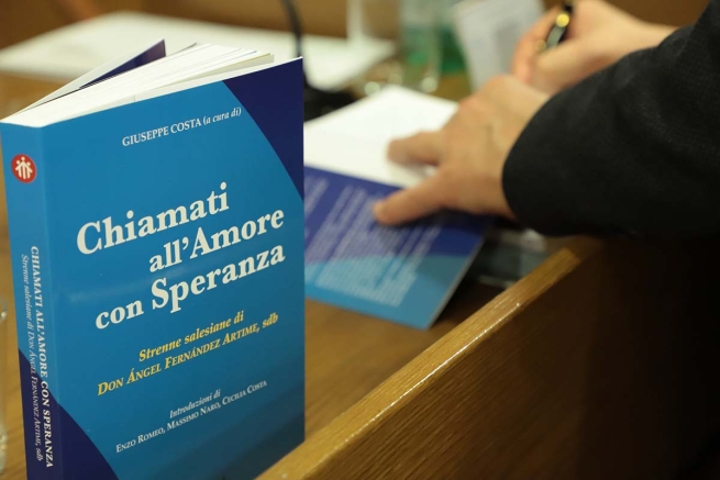 Włochy – Książka z Wiązankami X Następcy Księdza Bosko: recenzja pozycji “Chiamati all’amore con speranza”
