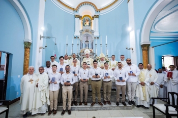 Brasile – Il Rettor Maggiore celebra la Festa di Don Bosco con le prime professioni di 10 novizi e l’inaugurazione di una casa di riposo per salesiani maggiori