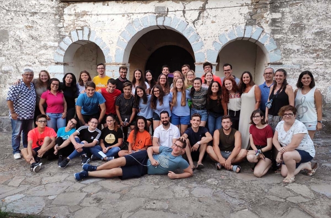 Hiszpania – Około 30 młodych Europejczyków uczestniczy w międzynarodowym kursie Konfederacji “Don Bosco”