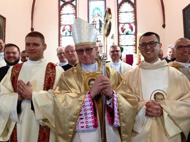 Polonia – Ordinazione sacerdotale a Główczyce