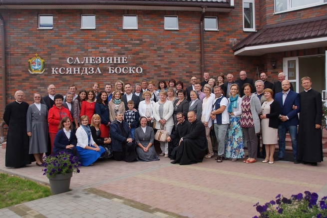 Bielorrusia - El P.  A. F. Artime: "¡Ahora tenemos la tarea de hablar de Jesús!"