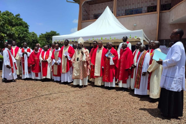 Camerun – “Essere informati per servire meglio”: al via l’Istituto Superiore di Scienze Religiose (ISSR)