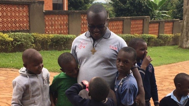 Rwanda – Bro. Twagirayezu, SDB, AGL Economer: "Help us protect children at risk"