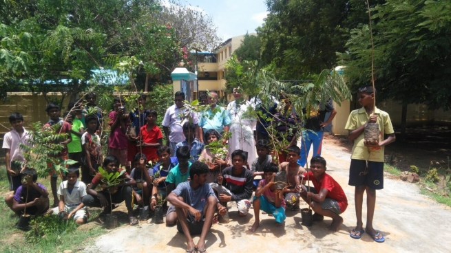 India – "Don Bosco Anbu Illam": holistic education to accompany street children towards rebirth