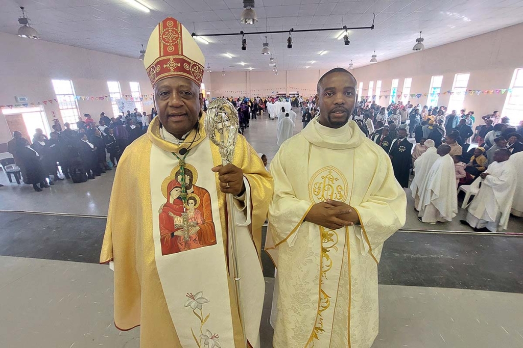 Sudáfrica - Ordenación sacerdotal del salesiano Xolile Galata