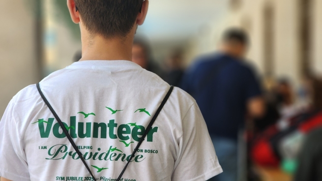 Italia – Giovani in attesa del loro Giubileo: a Roma s’incontrano le speranze del mondo