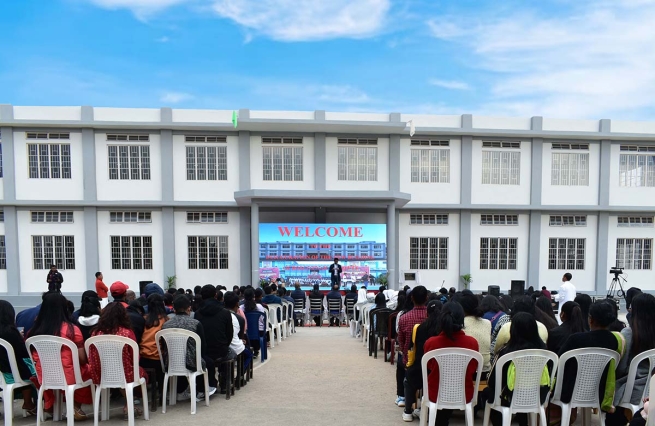 India – Inauguran el nuevo edificio del "Bosco Pnar"