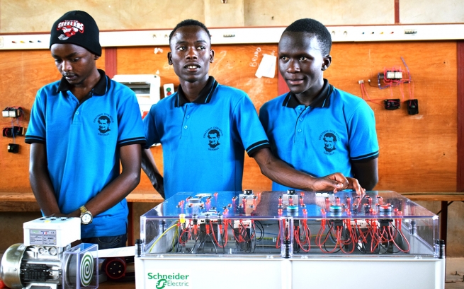 Rwanda – L’anno 2019 finisce con l’impegno di modernizzazione della Formazione Professionale nelle scuole salesiane