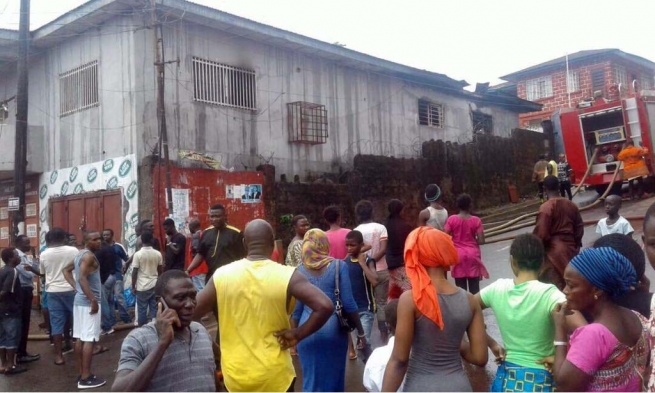 Sierra Leone – Un incendio distrugge la casa del programma Don Bosco Fambul che ospitava 34 minori vittime di abusi