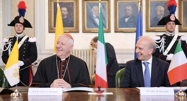 Vaticano - Acuerdo entre la Santa Sede e Italia sobre el reconocimiento de títulos de estudio