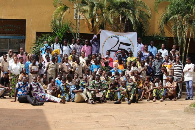 Benin – “Foyer Don Bosco” przywraca godność i prawa wykorzystywanym dzieciom