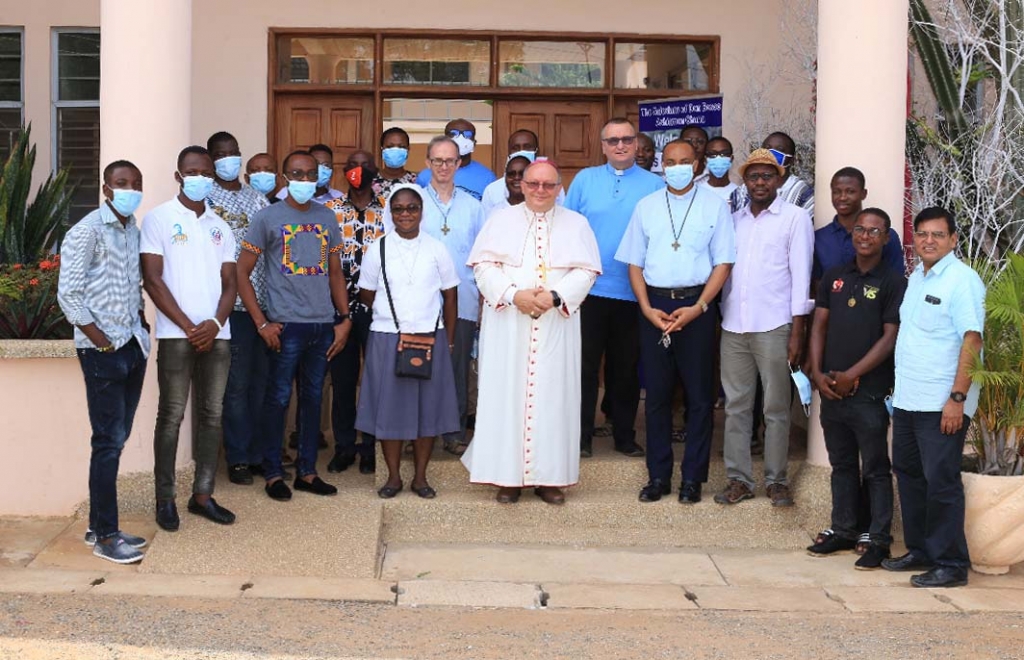 Ghana – Il Nunzio Apostolico visita i Salesiani di Ashaiman-Tema