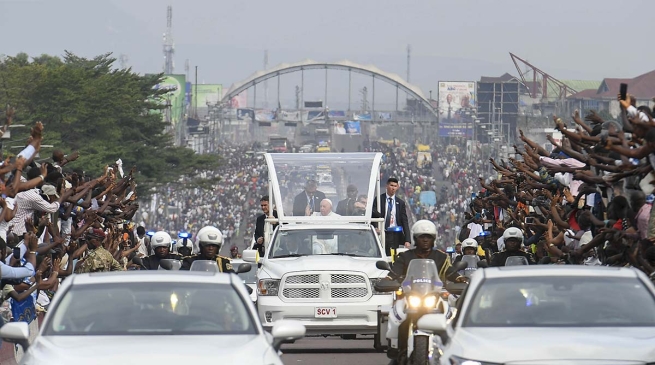 République Démocratique du Congo – Le Pape François encourage la nation : « Votre Pays est vraiment un diamant de la création ; mais vous, vous tous, êtes infiniment plus précieux »