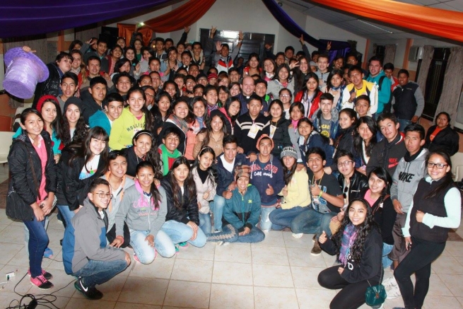 Bolivia – Cientos de jóvenes se preparan para ser animadores salesianos