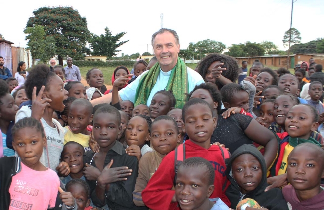 RMG – "La cara de Sean todavía me conmueve": el Rector Mayor habla de su viaje a Zimbabue y Zambia