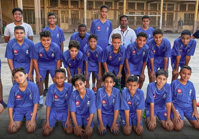 Egito – Estudo, esporte e solidariedade na Escola Sócio-Esportiva "Dom Bosco", do Real Madrid em Alexandria