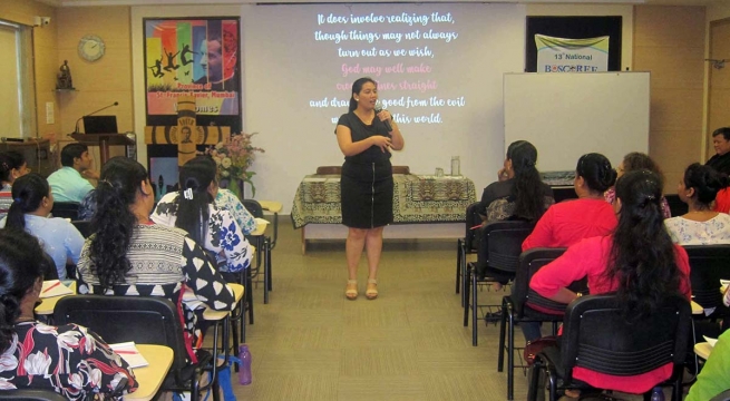 India - Un Seminario – Taller para maestros sobre el amor, la familia y la pastoral