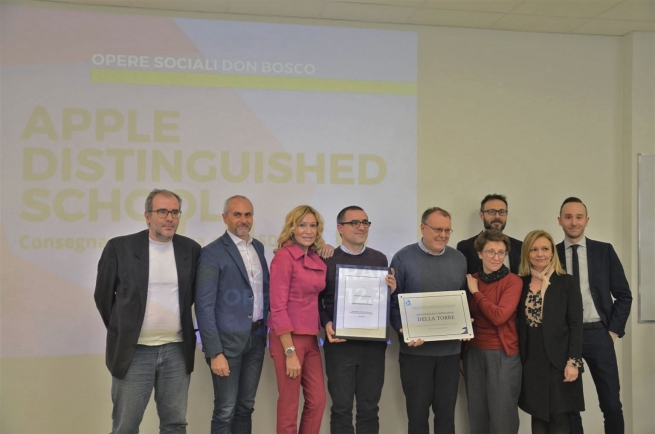 Italia – Le “Opere Sociali Don Bosco” di Sesto sono diventate “Apple Distinguished School”