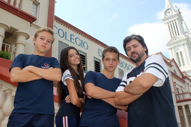 Brazil - Students of the Salesian Network of Schools participate in a dialogue with the United Nations