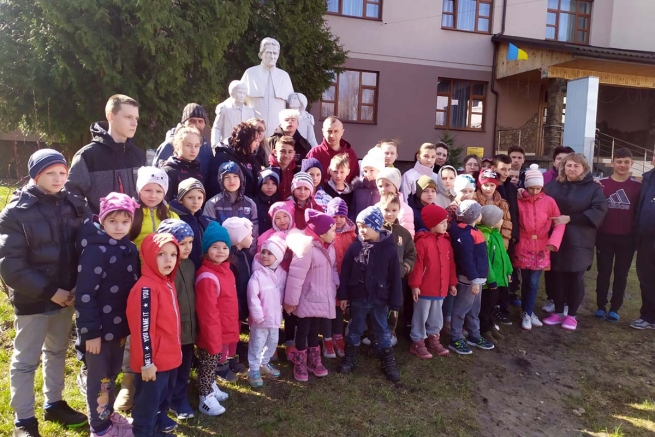 Ukraine – Welcoming and supporting refugees, working with children, educating for peace: Salesians and volunteers active in every possible way